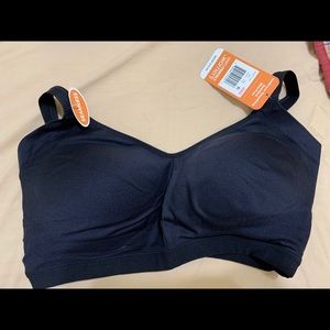 Warner’s underarm smoothing seamless wire-free bra